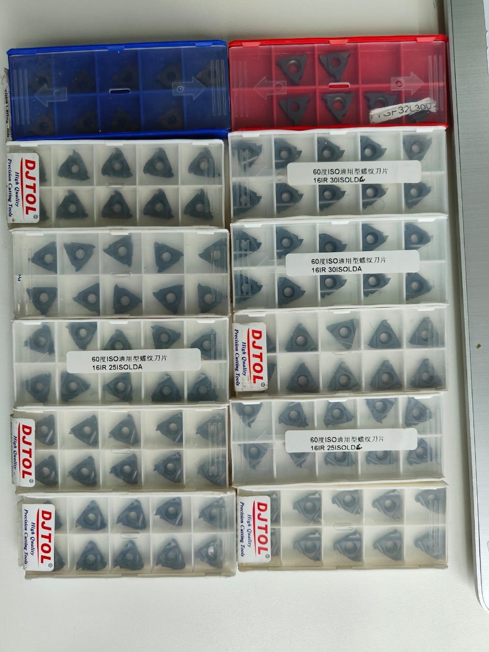 Threading inserts standard pack of 115 pcs